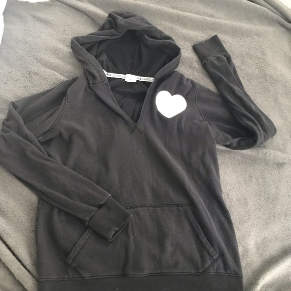 Victoria secret pink sweater - Picture 2 of 4